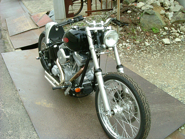 FATECH Custom Harley Davidson "2005 FXST"